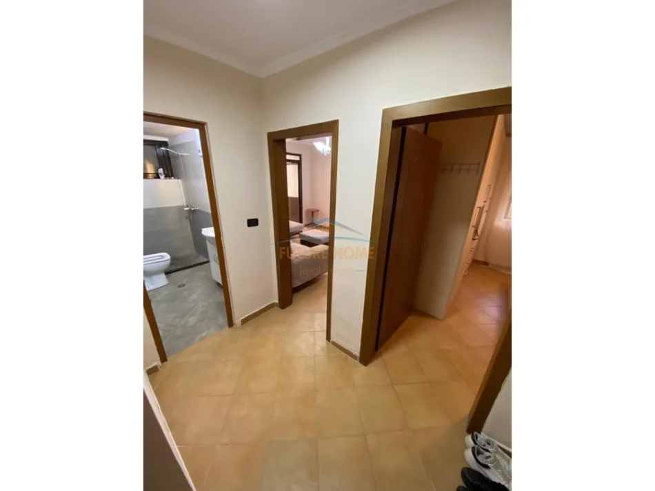 Tirane, jepet me qera apartament 1+1 Kati 1, 52 m² 530 € (RRUGA HOXHA TASIM)