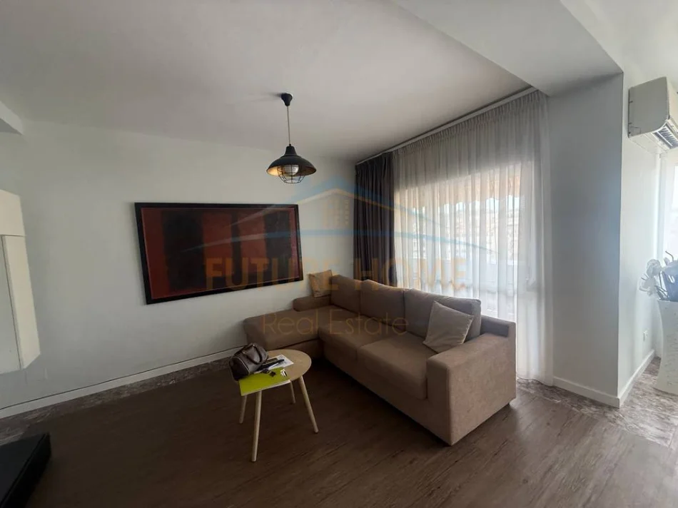 Tirane, shes apartament 2+1+Ballkon , 132 m² 520.000 € 