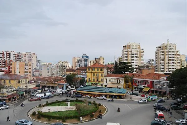 Tirane, shitet apartament 1+1+Ballkon Kati 8, 61 m² 160.000 € 