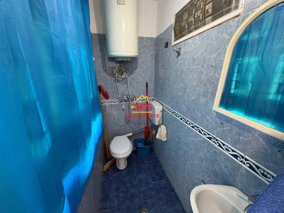 Vlore, jepet me qera garsonier Kati 0, 50 m² 150 € (Rruga Osman Haxhiu)