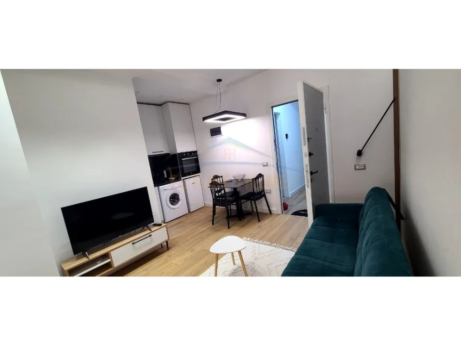 Tirane, jepet me qera apartament 1+1+Ballkon Kati 2, 62 m² 700 € (Liqeni I Thate)