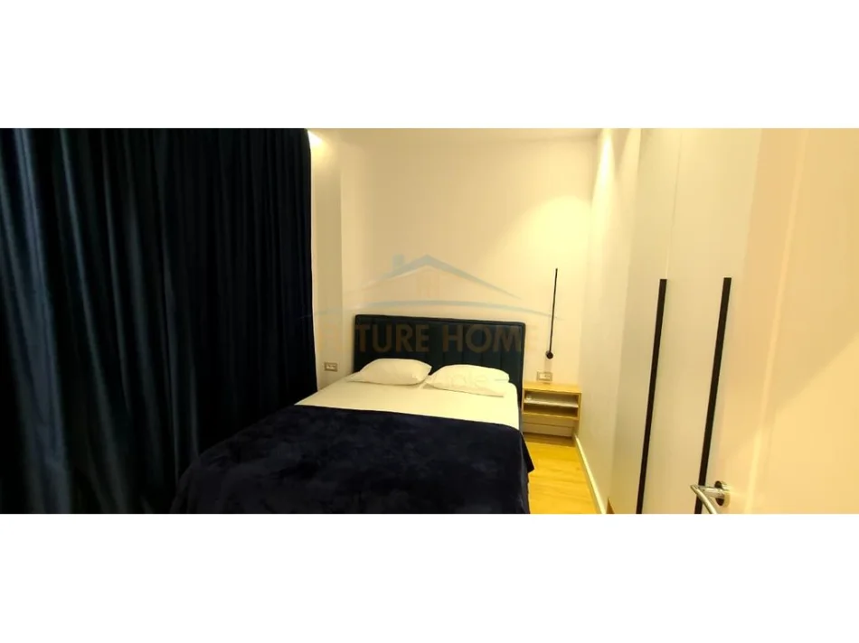 Tirane, jepet me qera apartament 1+1+Ballkon Kati 2, 62 m² 700 € (Liqeni I Thate)