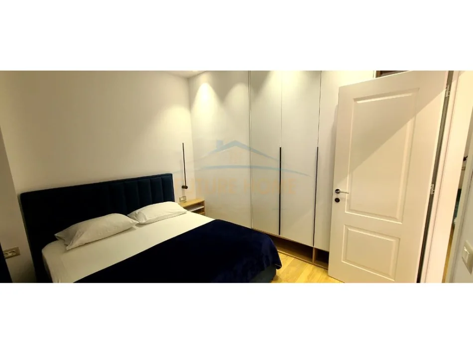 Tirane, jepet me qera apartament 1+1+Ballkon Kati 2, 62 m² 700 € (Liqeni I Thate)