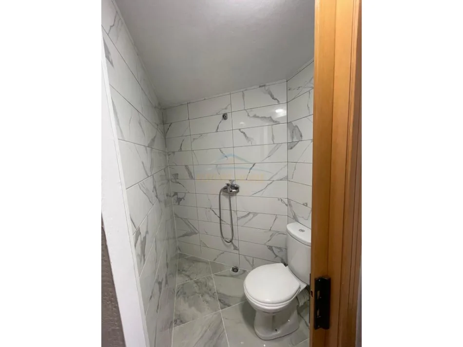 Tirane, shitet apartament 1+1 Kati 0, 66 m² 128.000 € (Liqeni i Thate)