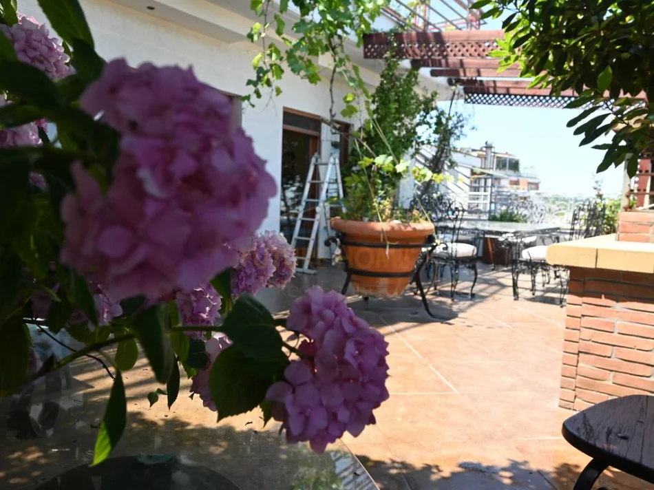Tirane, shitet apartament+verande | Penthouse 3+1+Ballkon Kati 7, 210 m² 420.000 € (KODRA E DIELLIT)