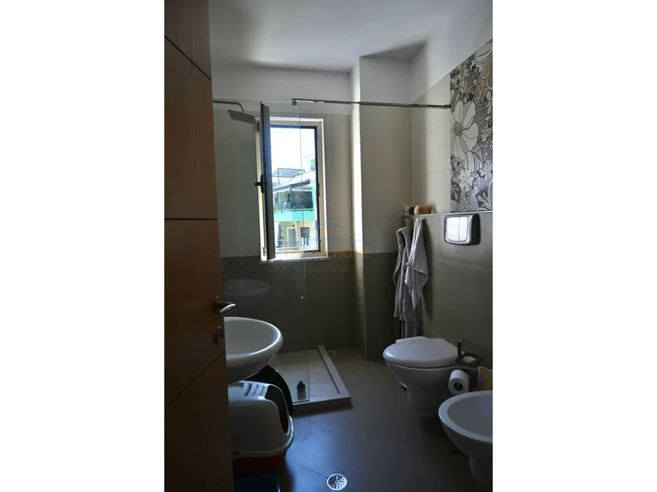 shitet apartament+verande | Penthouse 3+1+Ballkon Kati 7, 155 m² 420.000 € (KODRA E DIELLIT)