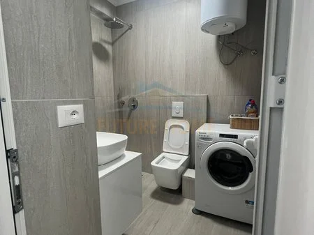 Tirane, jepet me qera apartament 1+1 Kati 6, 49 m² 600 € (Don Bosko)