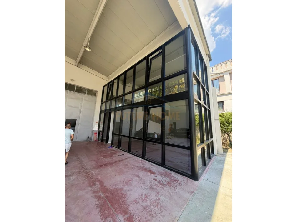 Qira, Kapanon, Autostrada Tiranë-Durrës (Prane QTU). 0696069906