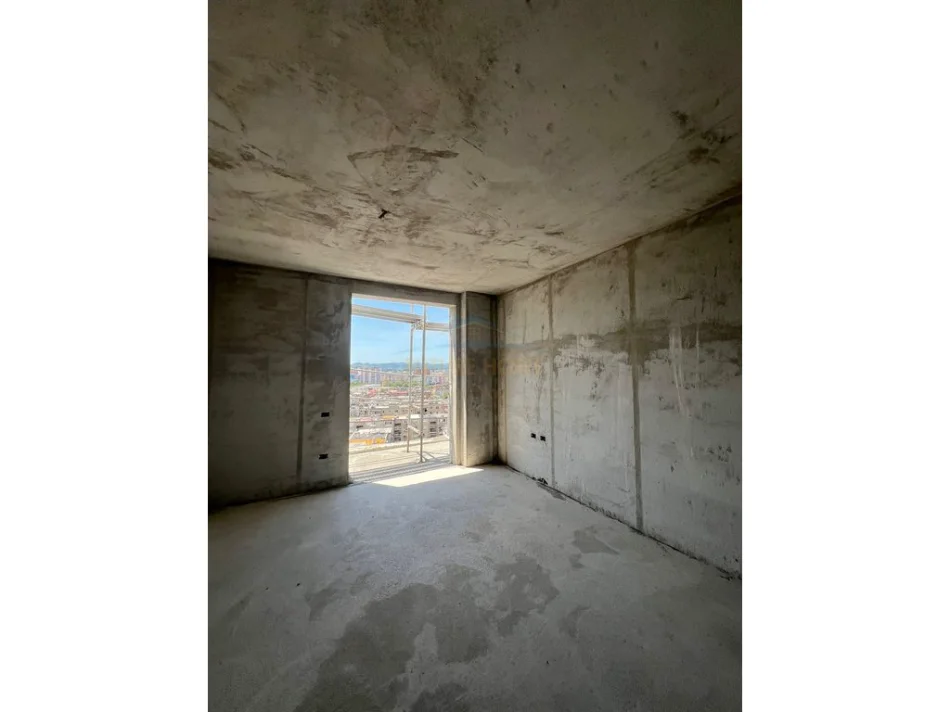 Shitet, Apartament 2+1+2+Post Parkimi, Don Bosco, Tirane 0696069906