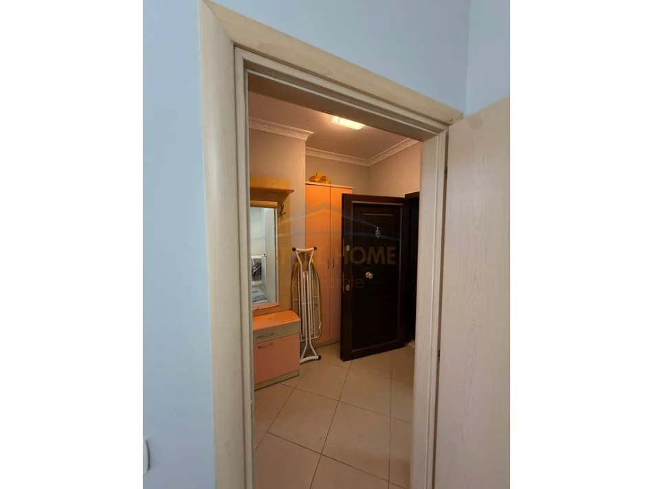 Tirane, jepet me qera apartament 1+1+Ballkon Kati 2, 54 m² 450 € (Kompleksi Molla)