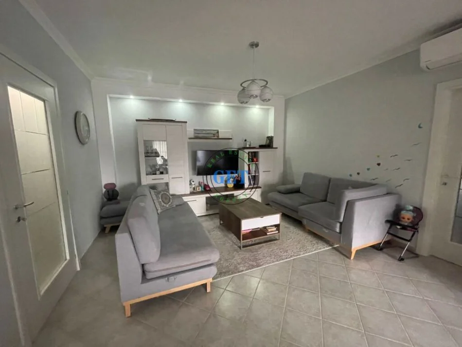 Durres, shitet apartament 2+1+Ballkon Kati 7, 108 m² 115.000 € (Plazh Iliria)