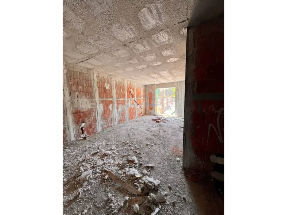 Shitet, Apartament 2+1, Paskuqan 0696069906