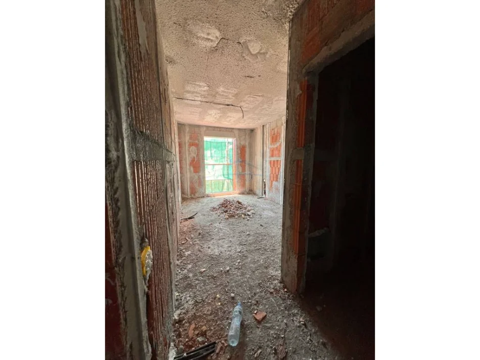 Shitet, Apartament 2+1, Paskuqan 0696069906