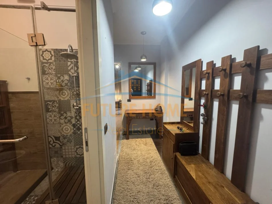 Tirane, jepet me qera apartament 1+1 Kati 5, 75 m² 650 € (Kopshti Zoologjik)