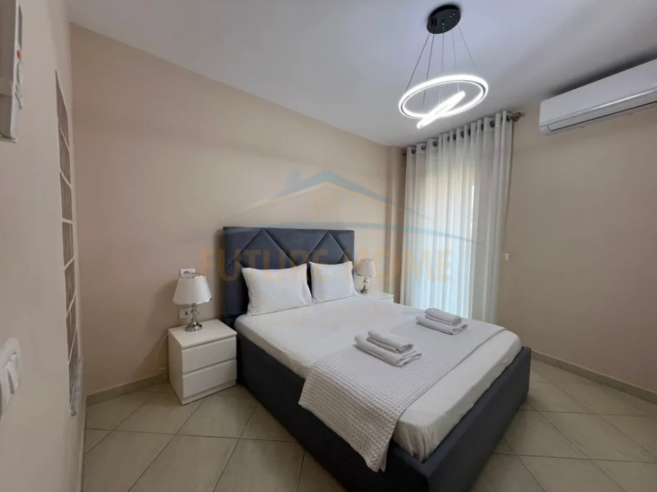 Tirane, shitet apartament 2+1+Ballkon Kati 4, 76 m² 230.000 € (Komuna e Parisit)