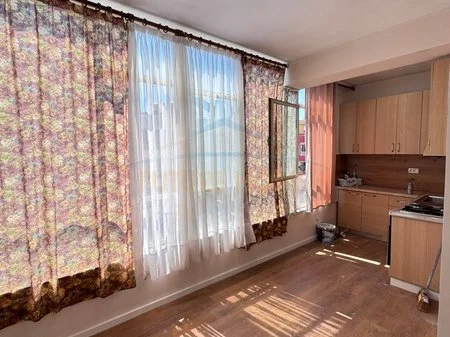 Tirane, shitet apartament 2+1 Kati 8, 75 m² 125.000 € 