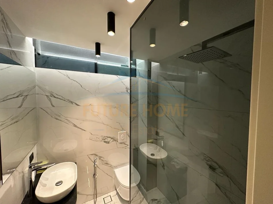 Durres, shitet apartament 2+1 Kati 2, 100 m² 200.000 € (Mali i Robit , Golem)