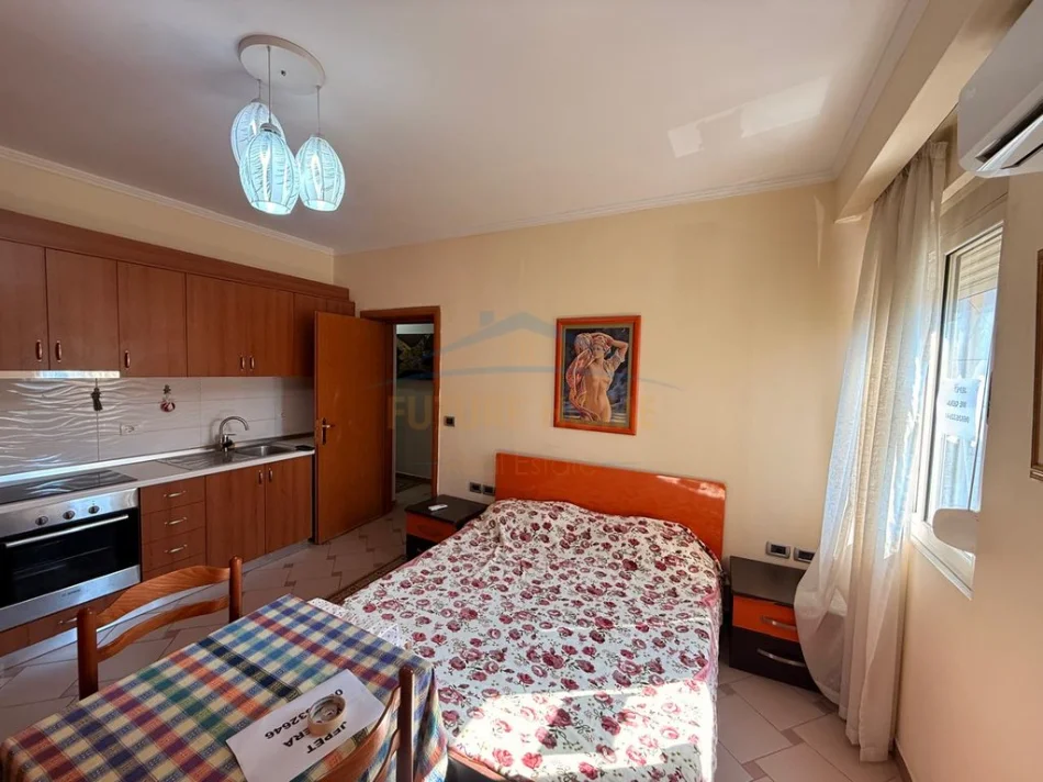 Tirane, jepet me qera garsonier 1+1 Kati 2, 35 m² 450 € 