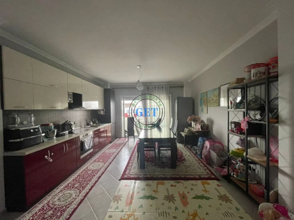 Durres, shitet apartament 2+1+Ballkon Kati 7, 108 m² 115.000 € (Plazh Iliria)