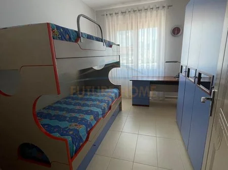 Tirane, shitet apartament 2+1+Ballkon Kati 7, 227.000 €