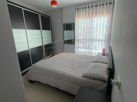 Tirane, shitet apartament 2+1+Ballkon Kati 7, 227.000 €
