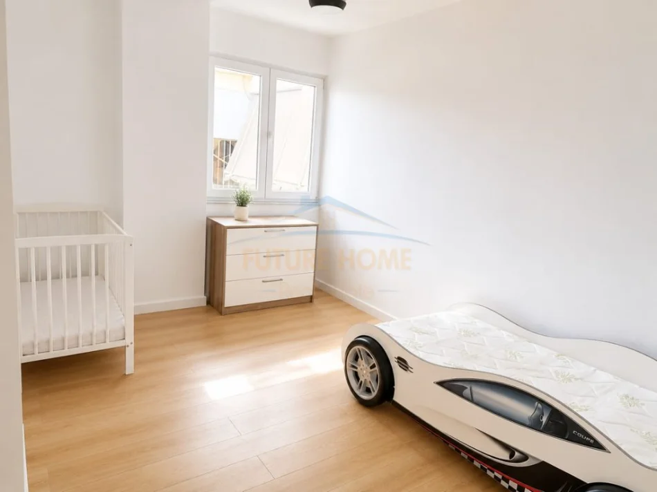 Tirane, jepet me qera apartament 2+1 Kati 9, 106 m² 600 € (Yzberisht)