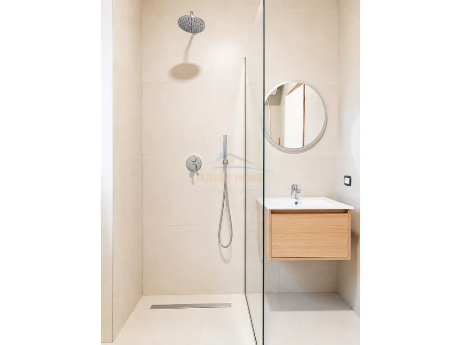 Tirane, jepet me qera apartament 2+1 Kati 9, 106 m² 600 € (Yzberisht)