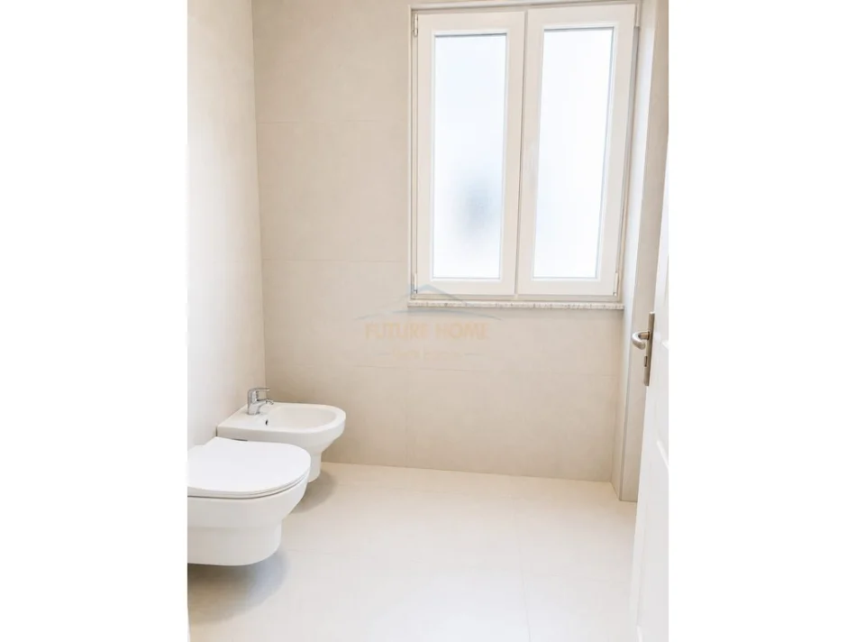 Tirane, jepet me qera apartament 2+1 Kati 9, 106 m² 600 € (Yzberisht)