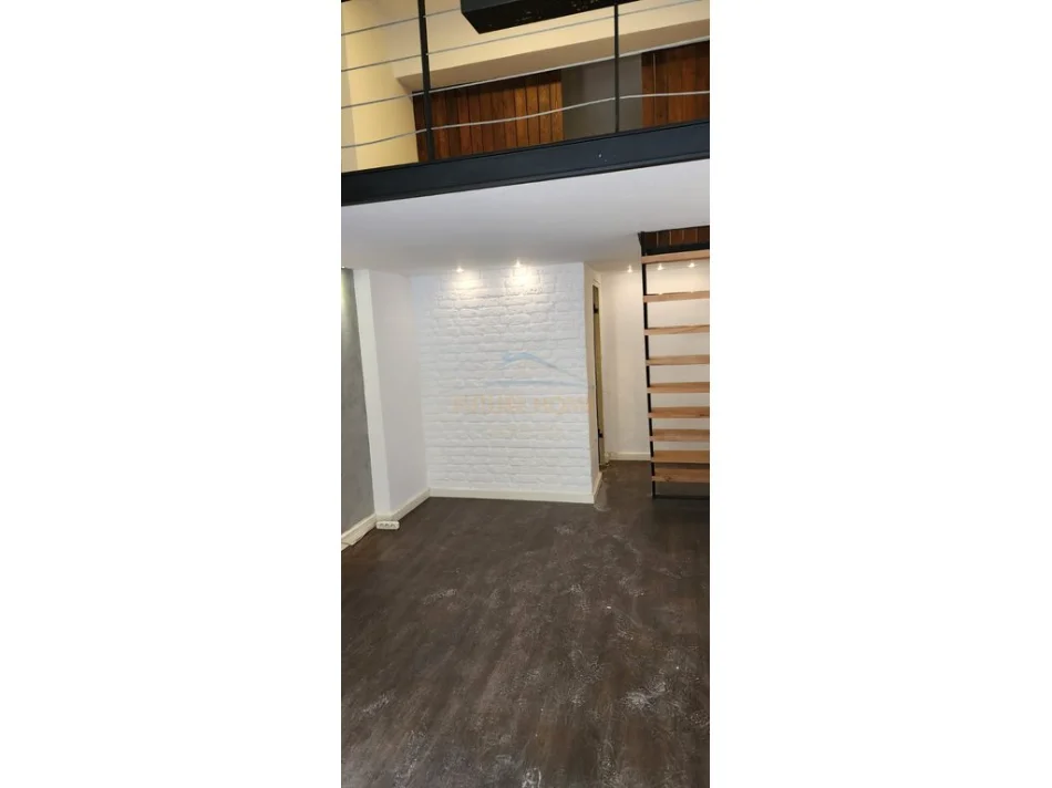 Tirane, jepet me qera ambjent biznesi Kati 0, 30 m² 600 € (Rruga e Barrikadave)