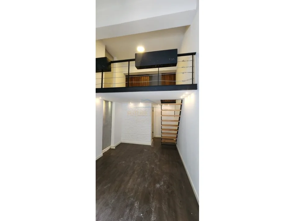 Tirane, jepet me qera ambjent biznesi Kati 0, 30 m² 600 € (Rruga e Barrikadave)