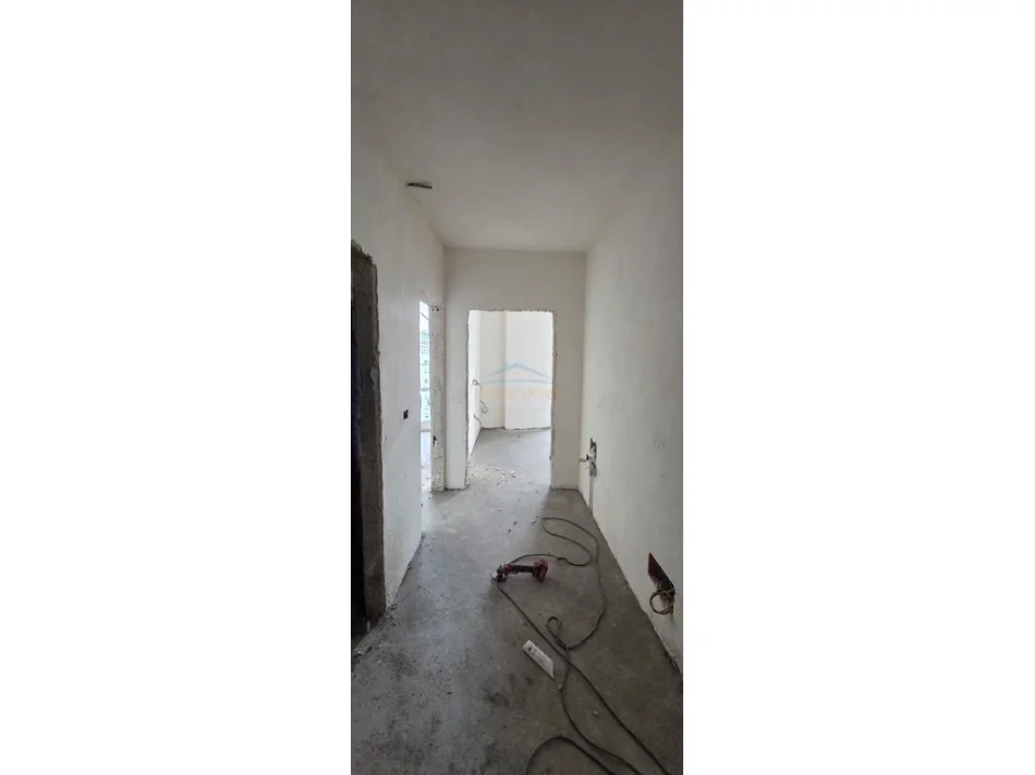 Tirane, shitet apartament 2+1 Kati 9, 93 m² 156.000 € (Rruga Pasho Hysa)