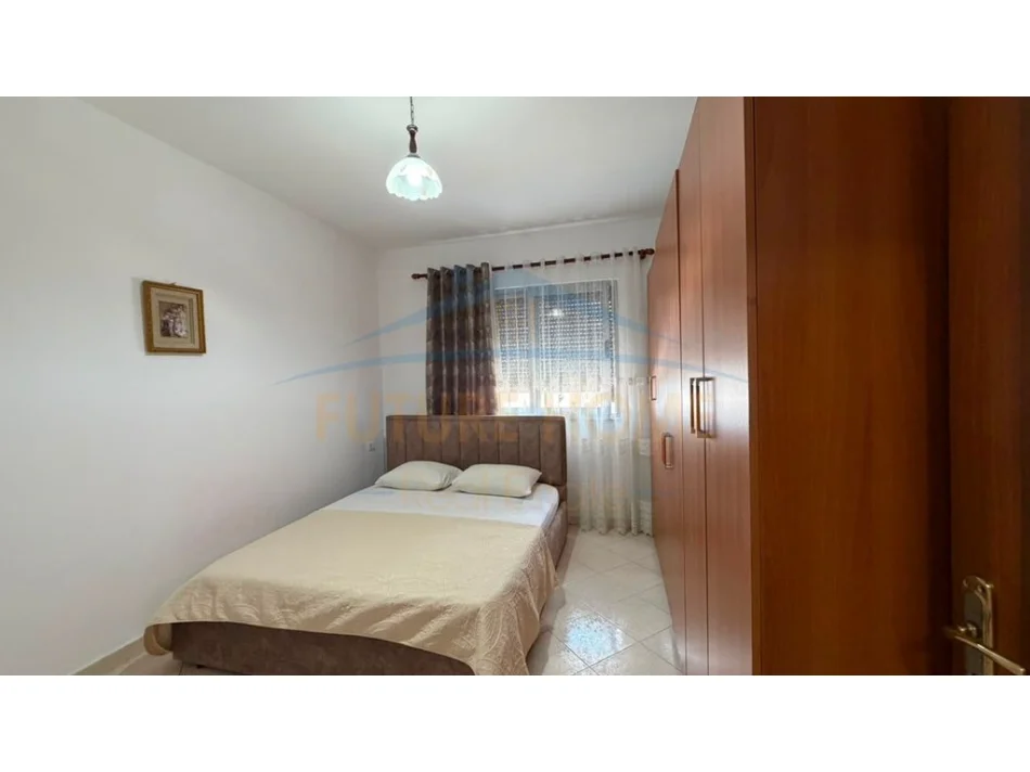 Tirane, shitet apartament 3+1+Ballkon Kati 2, 112 m² 195.000 € (Unaza e Re)