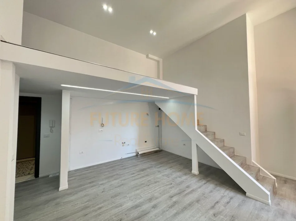 Tirane, shitet apartament duplex Dublex Kati 2, 45 m² 125.000 € (Mine Peza)