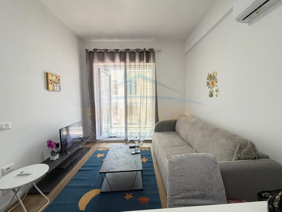 Tirane, shitet apartament 1+1+Ballkon Kati 2, 50 m² 105.000 € (Fresku)