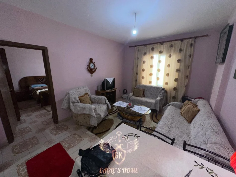 Durres, jepet me qera apartament 1+1+Ballkon Kati 2, 70 m² 250 € 