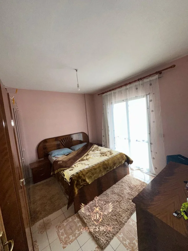 Durres, jepet me qera apartament 1+1+Ballkon Kati 2, 70 m² 250 € 