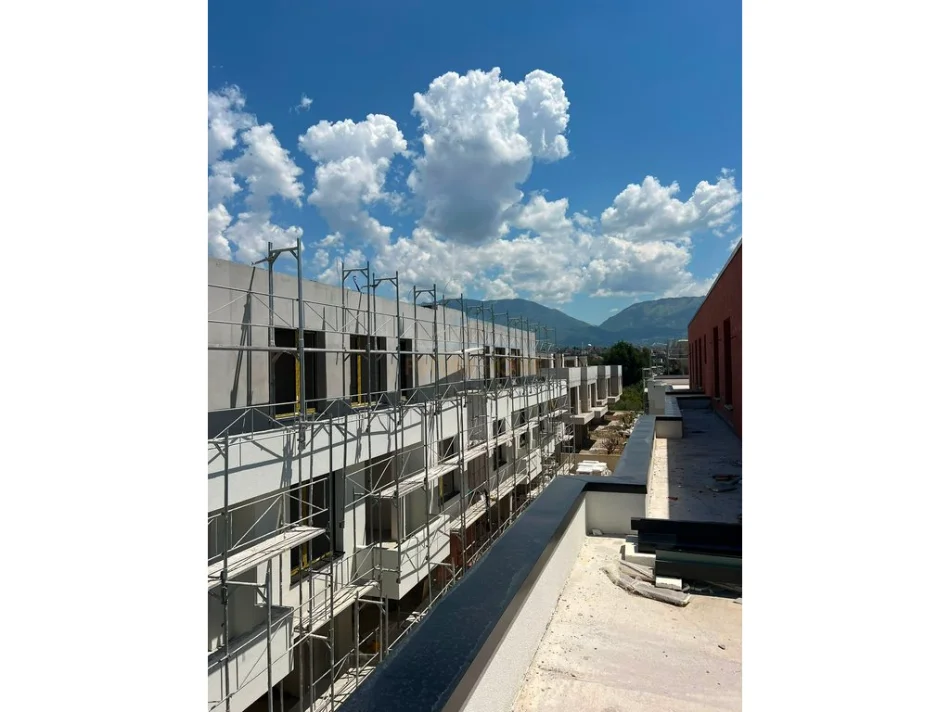 Tirane, shitet Vile 2 Katshe Kati 2, 425 m² 484000€ (Mjull- Bathore)