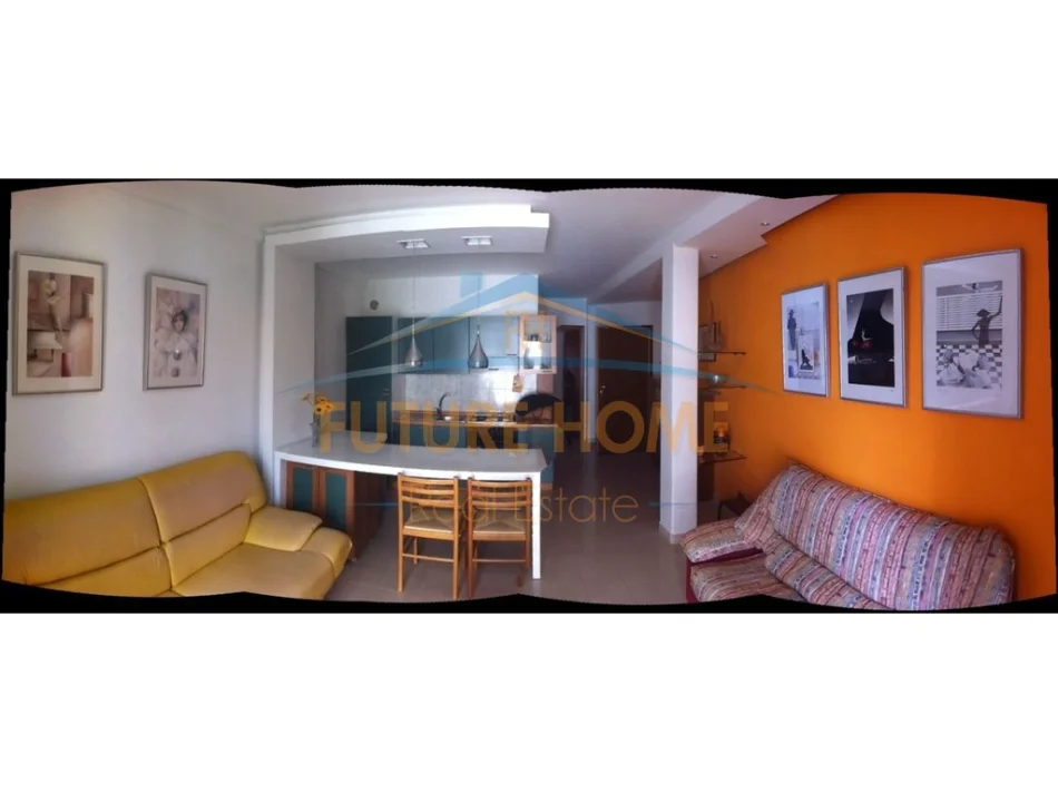 Tirane, jepet me qera apartament 1+1+Ballkon Kati 3, 60 m² 540 € (Blloku i ambasadave)