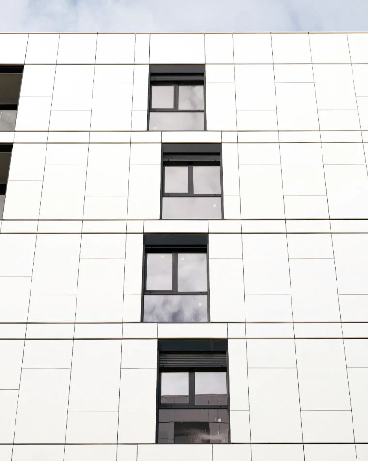 Tirane, shes apartament 2+1+Ballkon + Post Parkimi Kati 5, 118 m² 180.000 €+ (Akses Tirana, Dritan Hoxha)