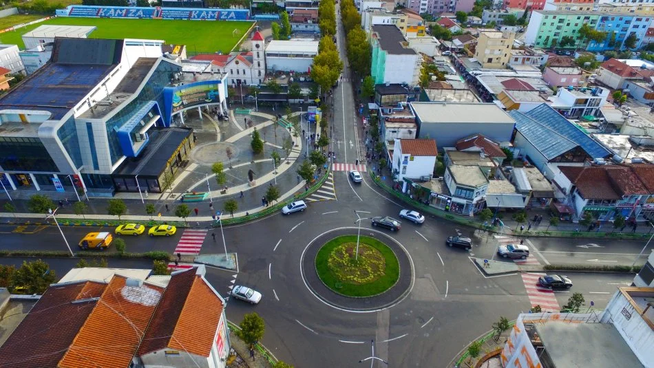 Tirane, shitet apartament 2+1 , 110 m² (tek rrethi bathores)