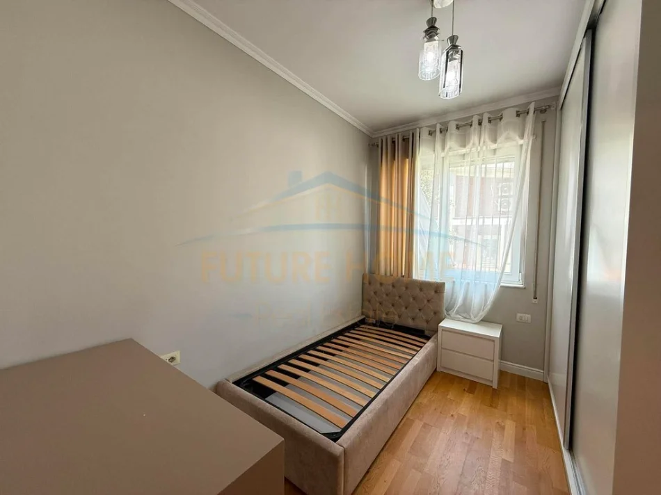 Tirane, shitet apartament 3+1 Kati 2, 117 m² 340.000 € (KOPSHTI ZOOLOGJIK ,RRUGA EDUARD MANO)