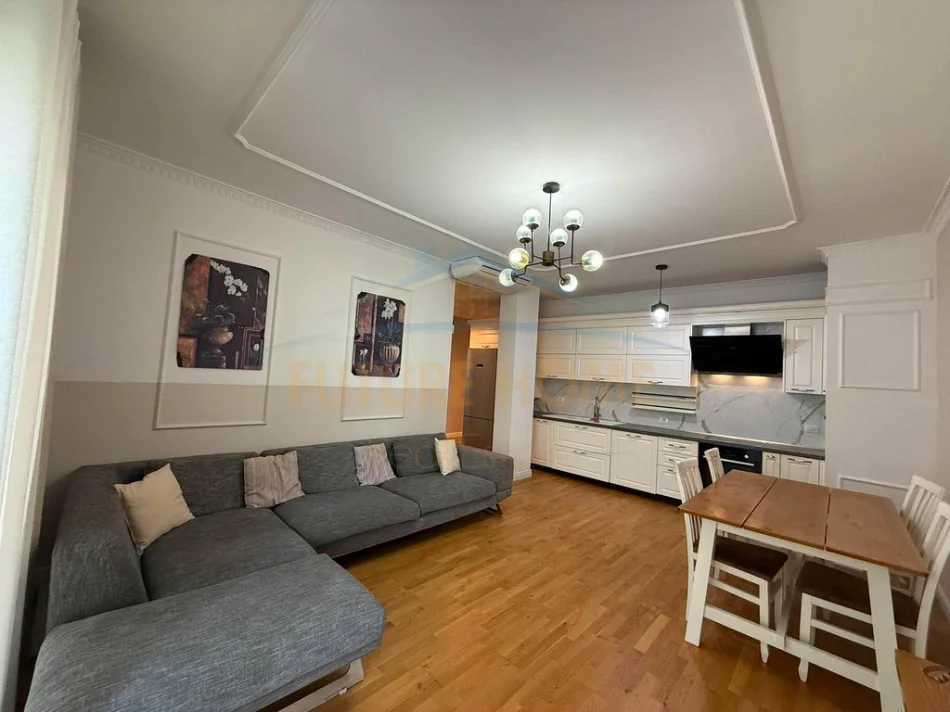 Tirane, shitet apartament 3+1 Kati 2, 117 m² 340.000 € (KOPSHTI ZOOLOGJIK ,RRUGA EDUARD MANO)