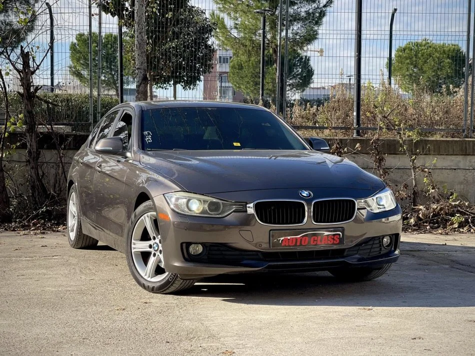 Tirane, shes makine BMW 320 D VITI 2012 , AUTOMAT, NAFTE, FULL OPTION Nafte, kafe automatik Klima 196.000 km 10.200 €