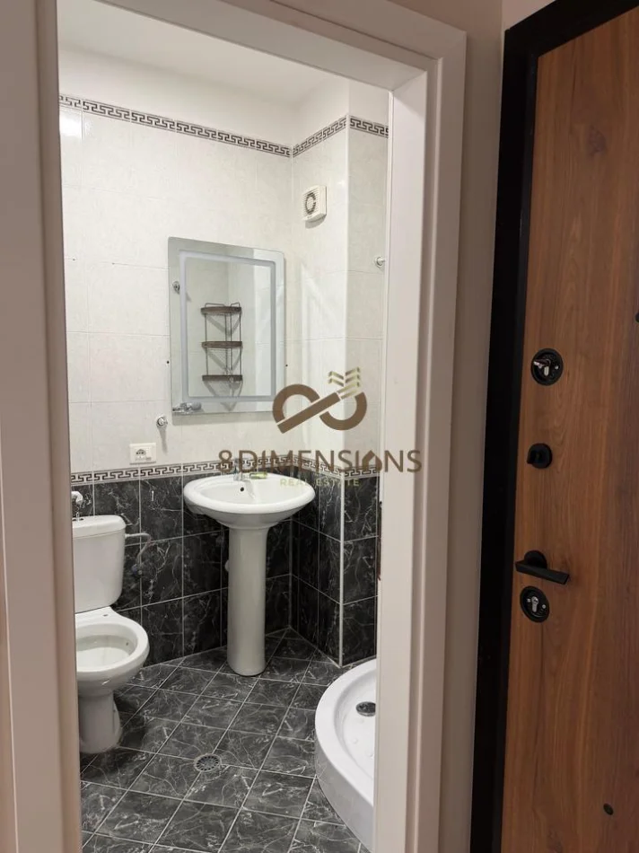 Tirane, jepet me qera apartament 2+1 Kati 3, 77 m² 600 € (yzberisht)