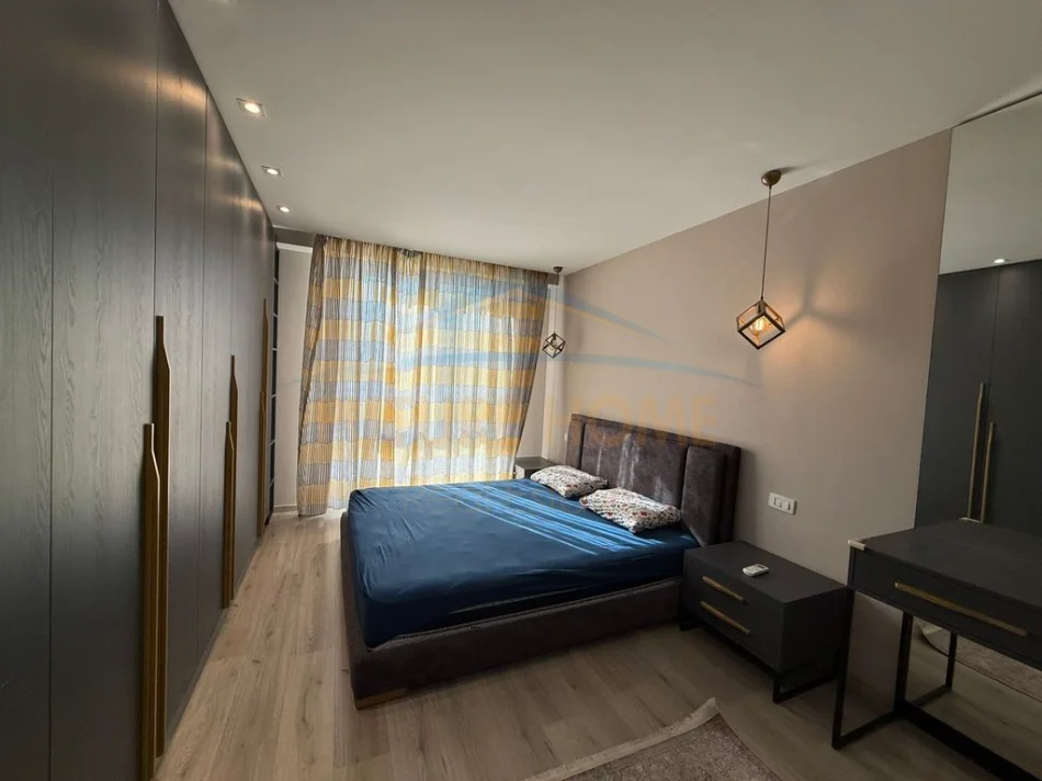 Tirane, jepet me qera apartament 2+1+Ballkon Kati 6, 100 m² 750 €