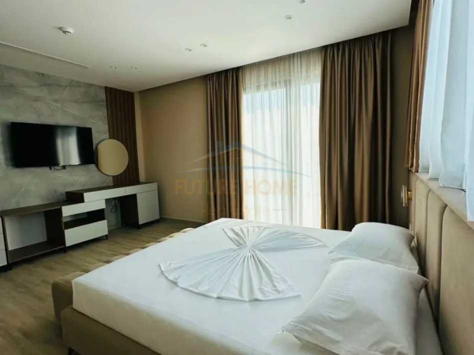 HOTEL NE SHITJE NE RADHIME