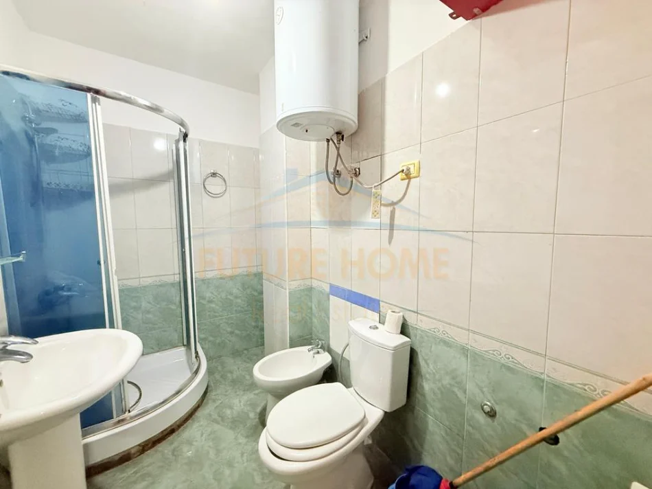 Tirane, jepet me qera apartament 2+1+Ballkon Kati 2, 92 m² 650 € (Don Bosko, Tirane)