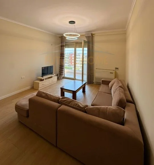 Tirane, shitet apartament 2+1+Ballkon Kati 7, 115 m² 155.000 € (Rruga e Dajtit)