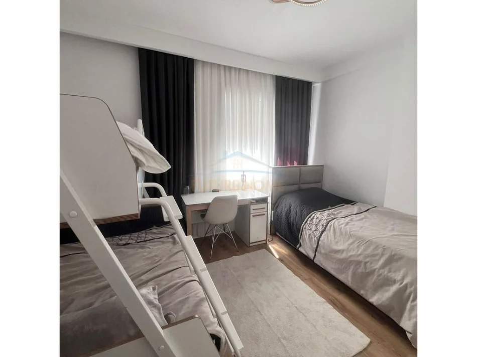 Tirane, shitet apartament 2+1+Aneks+Ballkon , 106 m² 240.000 € (DON BOSKO RRUGA EGNATIA)