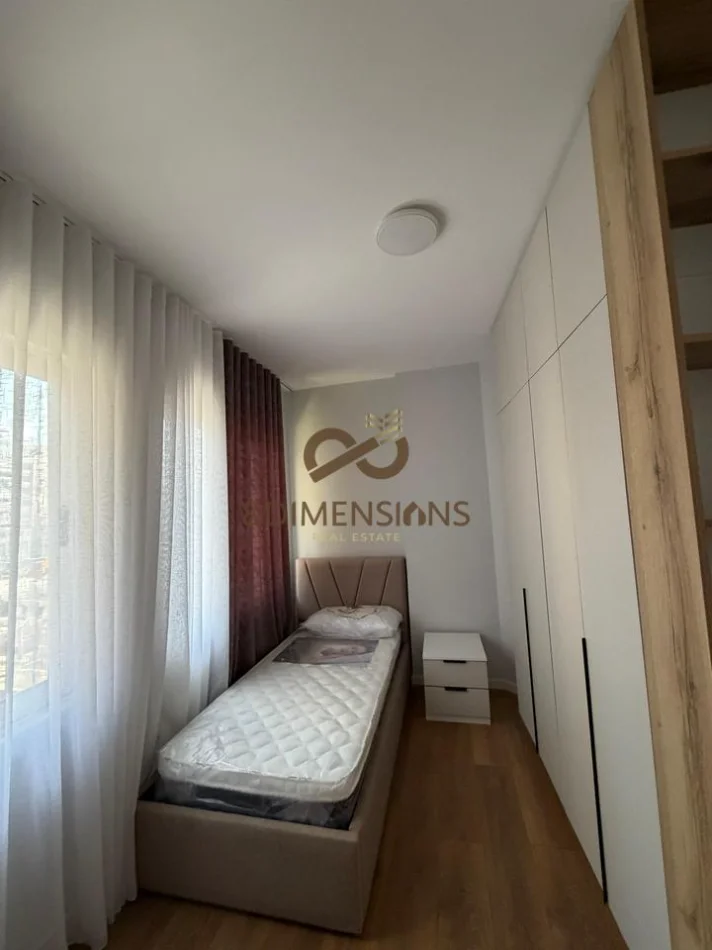 Tirane, jepet me qera apartament 2+1 Kati 3, 77 m² 600 € (yzberisht)